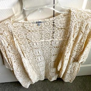 Lace short sleeve jacket